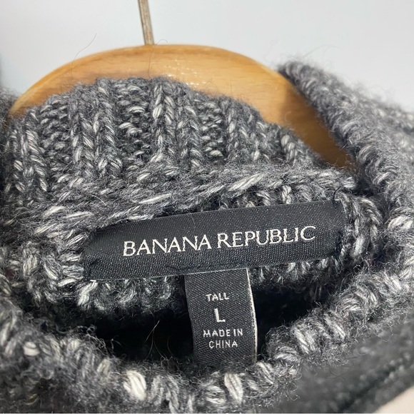 Banana Republic Oversized Cozy Yak Fur Blend Gray Cable Knit Mock Neck Sweater - Picture 7 of 8